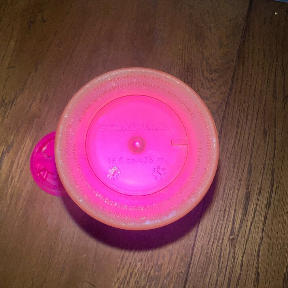 Starbucks 2021 Holiday Hot Pink Ribbon Cold Cup Tumbler 16oz - Picture 6 of 6